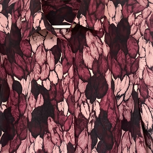Talbots Hidden  Button Front Shirt  Long Sleeve,  Leaves Pattern,many purples, M - Picture 5 of 7